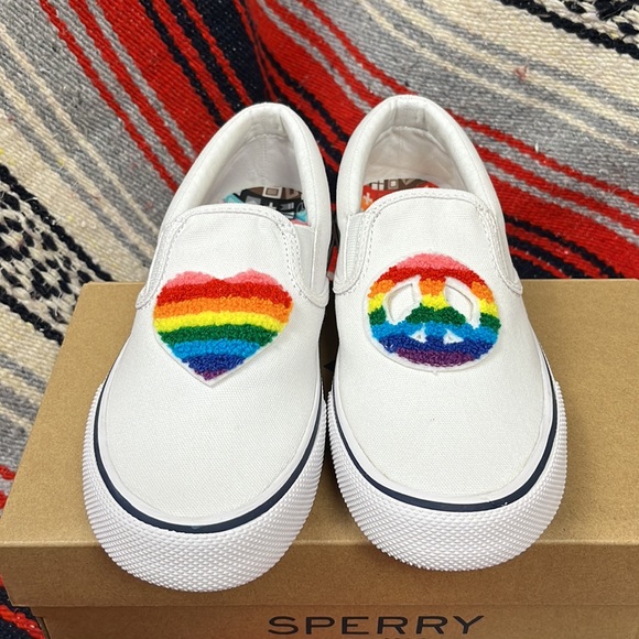 Sperry Unisex Striper II Pride Multi-Colour Slip-On Sneakers | Size Men 4.5 - Picture 3 of 6